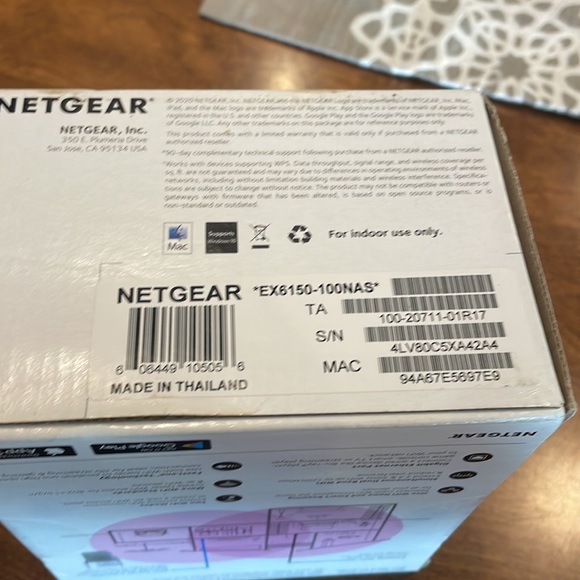 Wifi Mesh Extender AC1200 BRAND NEW NEVER OPENED - Picture 3 of 4